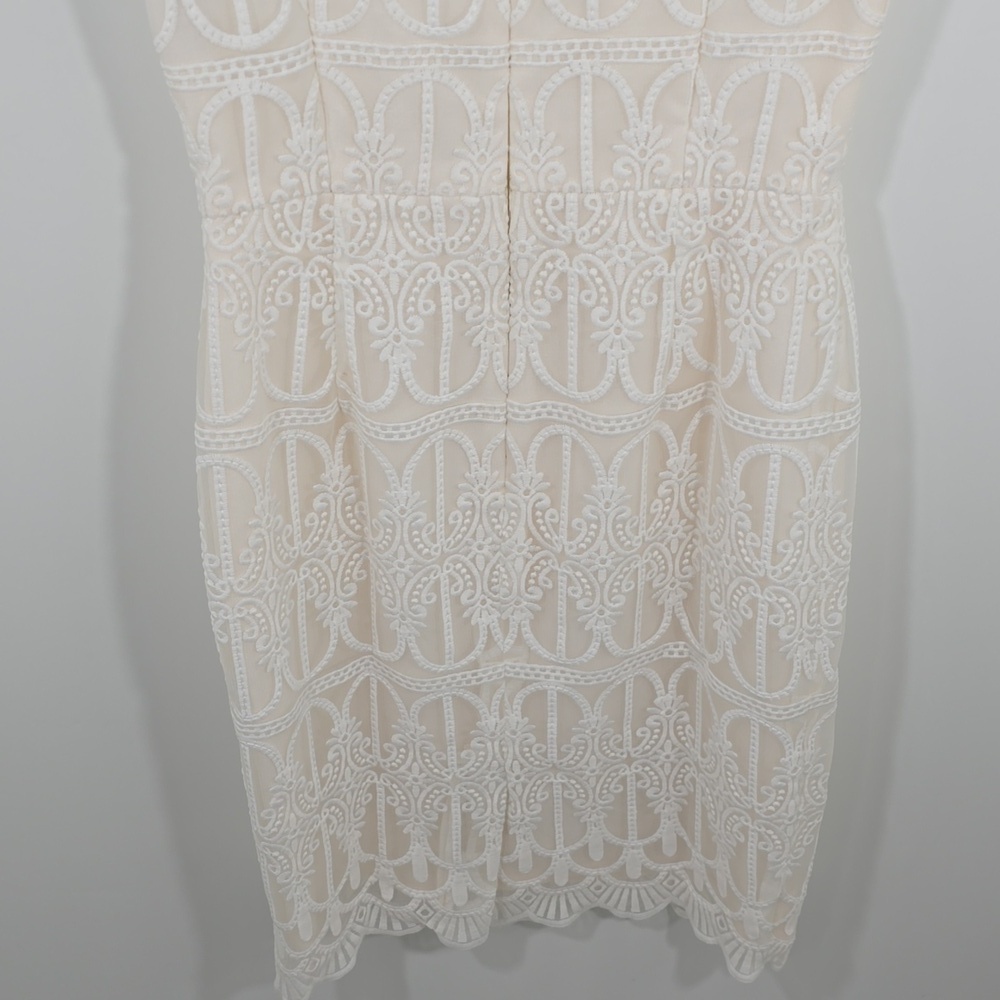 {Katherine Kelly} NWT Drea Off White Lace Dress - Size 2 - Picture 10 of 15